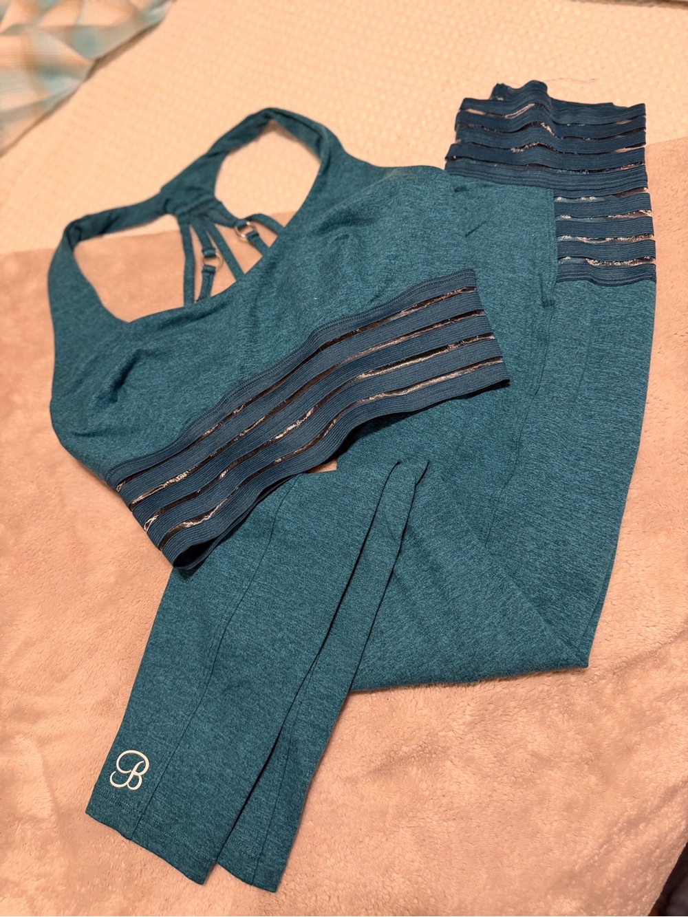 Bombshell Sportswear Teal Strappy Cutout Sports Bra and Leggings Set